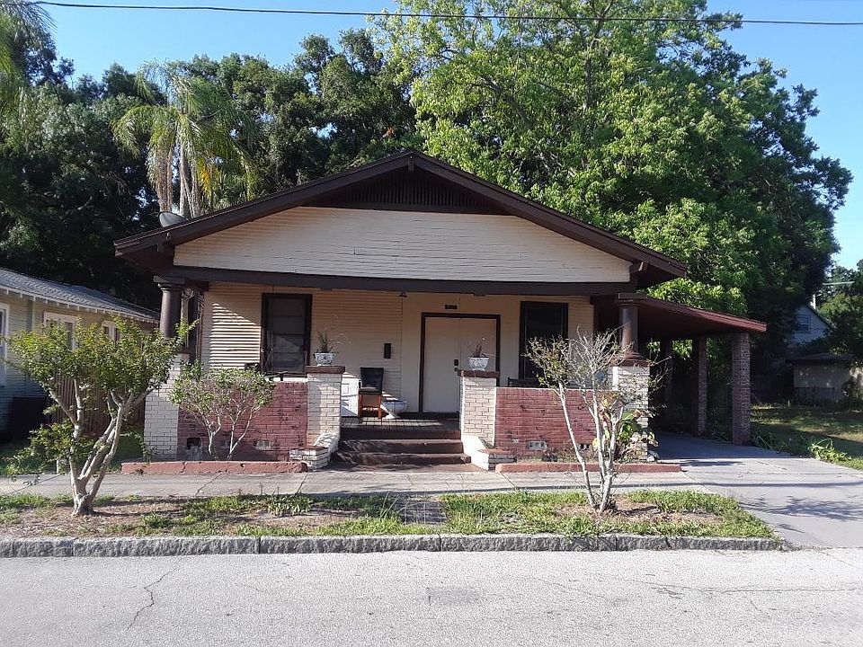 1st image of 2305 E 11th Ave