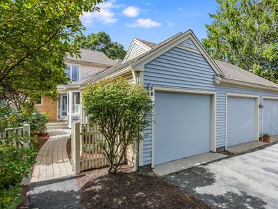 39 Kates Path, Yarmouth Port, MA, 02675