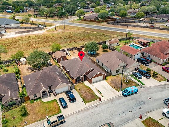 3rd image of 2109 Las Palmas Dr
