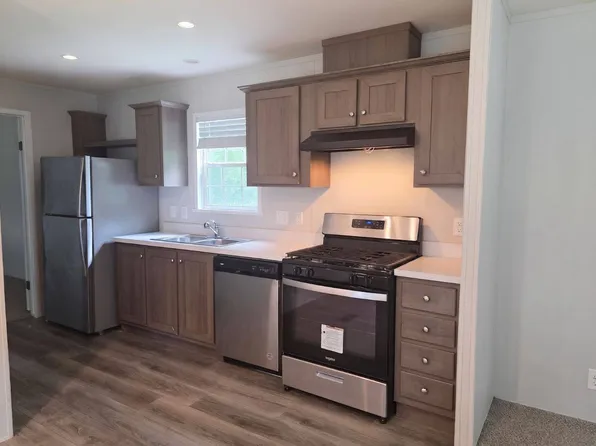 3201 S Euclid Ave #44, Bay City, MI 48706