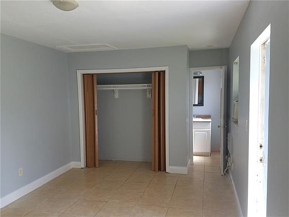 3rd image of 2318 Van Buren St #2