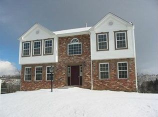 211 Redfield, Collier Twp, PA