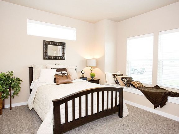5th image of 18426 E 19th Ave #3/6