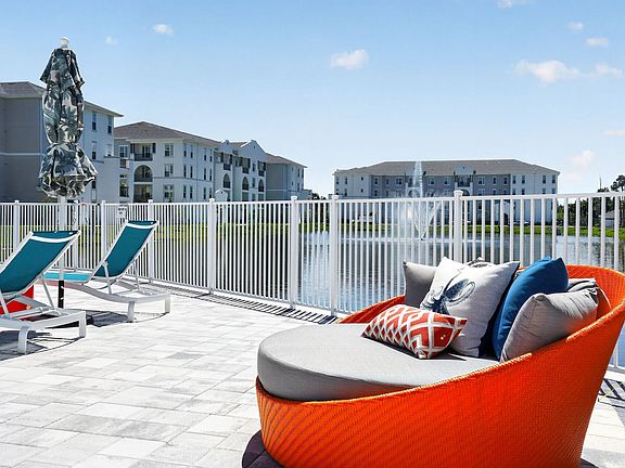 5th image of 3940 Villa Del Mar Cir #403