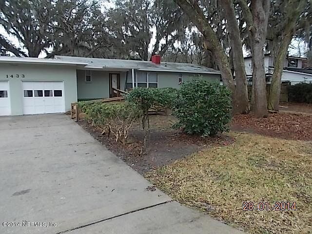 1st image of 1433 Palm Ln