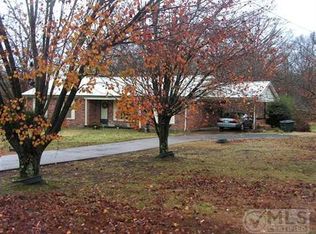 2551 Skyview Dr, Centerville, TN 37033