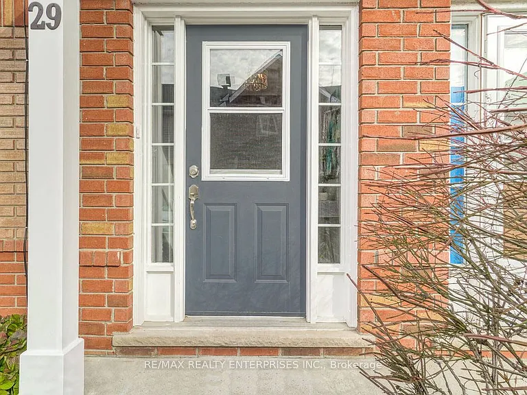 1750 Creek Way #29 — Photo 2