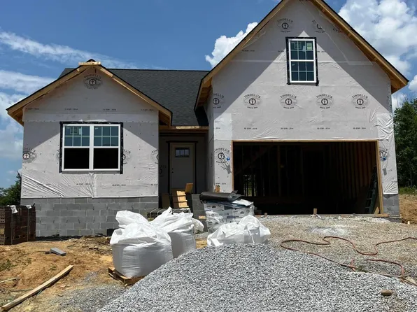445 Eastland Park Dr, Blaine, TN 37709