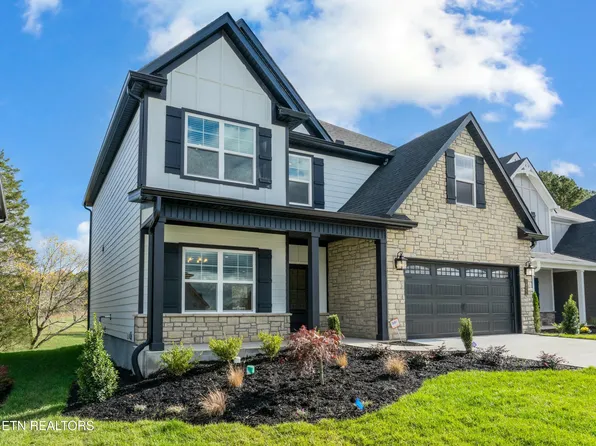 1832 Melton Meadows Dr, Maryville, TN 37803