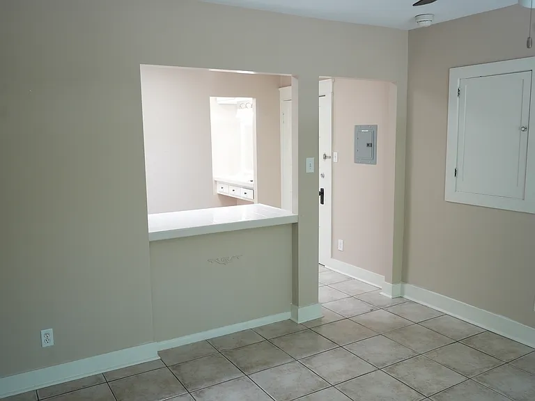 1420 1/2 Marcelina Ave #2 — Photo 5