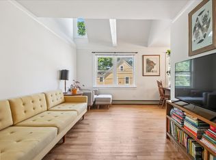 72 Lakeview Ter APT D, Burlington, VT 05401