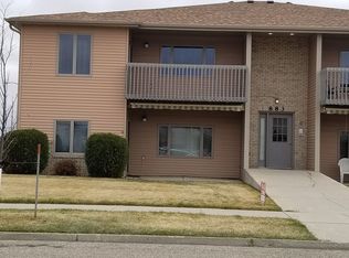 883 San Angelo Dr, Bismarck, ND 58504