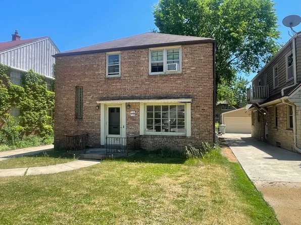 7135-7137 W Bluemound Rd. (Duplex), 7135-7137 W Bluemound Rd #7135, Milwaukee, WI 53213