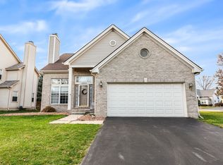 16292 Quail Ridge Ct, Fenton, MI 48430