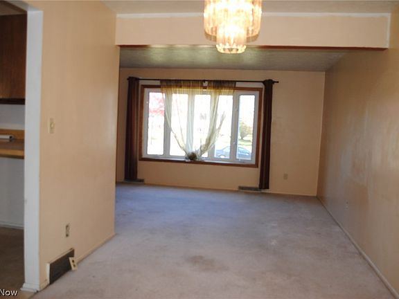 2nd image of 6717 Hedgeline Blvd