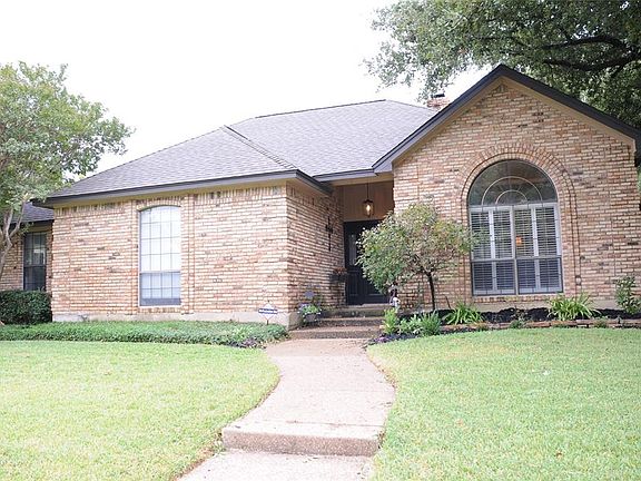 2nd image of 1045 Clubhouse Dr