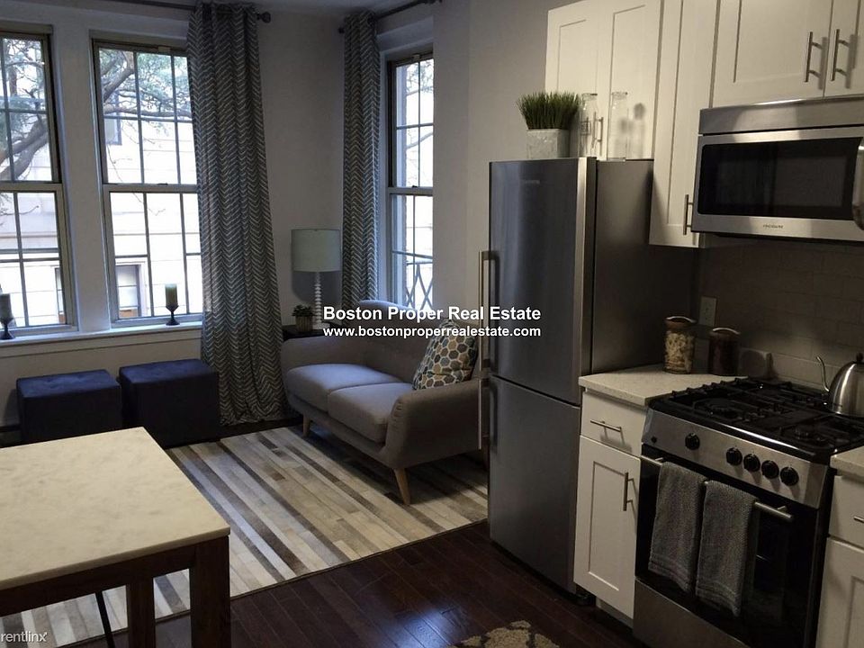 48 Clearway St. #1 Boston - Back Bay Unit Photo 2