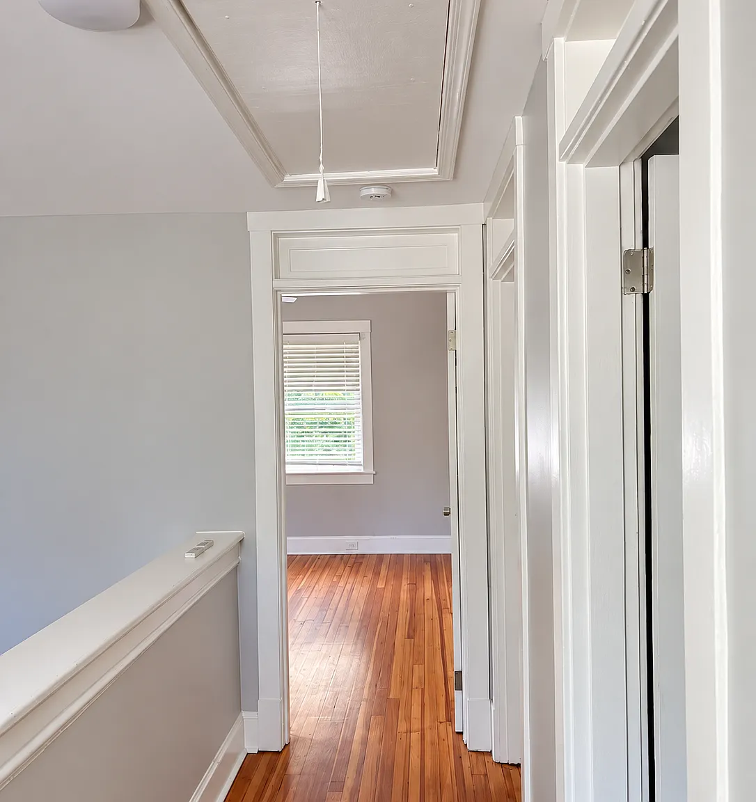 5 bed, 2.5 bath, 2088 sqft, $3,250 — Photo 2