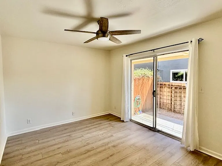 1730 Lacassie Ave — Photo 18