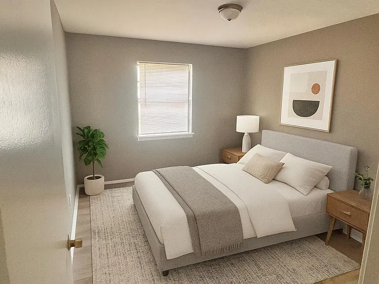 1736 Delano Ave #2 — Photo 6