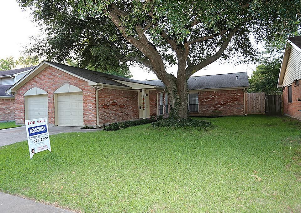 1st image of 22010 Castle Springs Dr