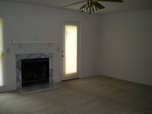 2nd image of 1433 14th St