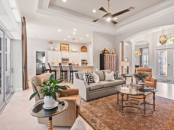 3rd image of 8521 Sedonia Cir