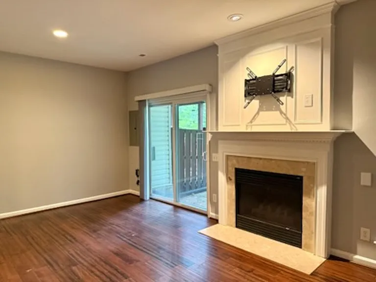11539 Bertram St — Photo 25