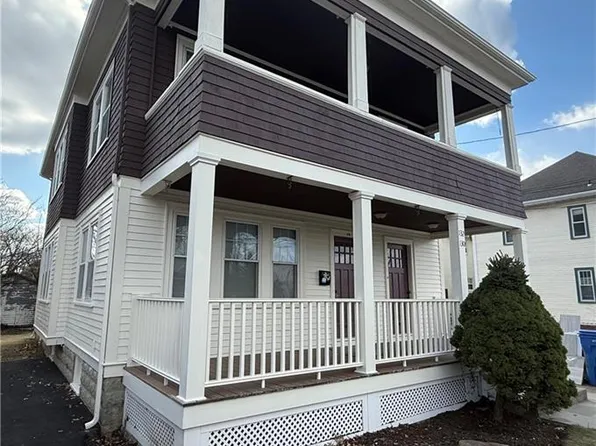 130 Wollaston St, Cranston, RI