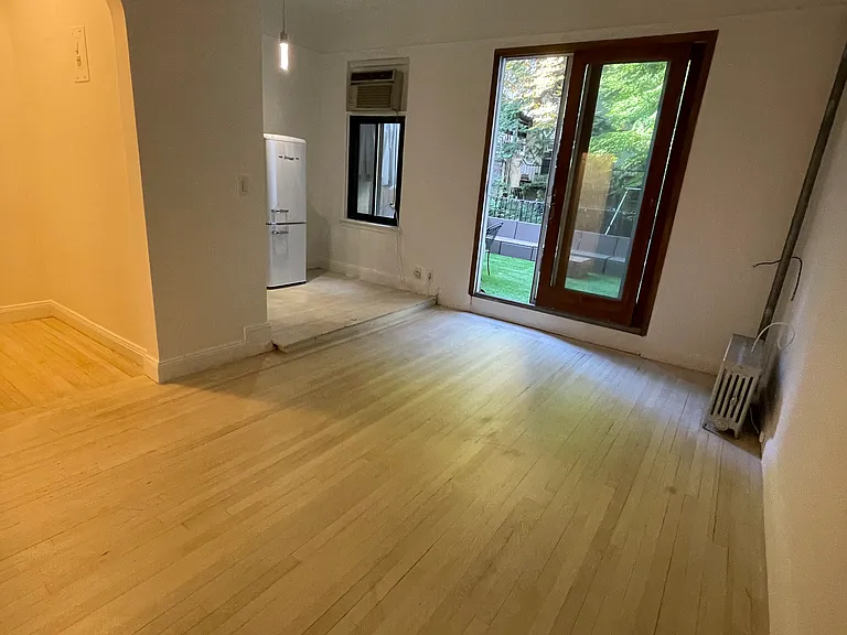 126 E 30th St #2D — Photo 19