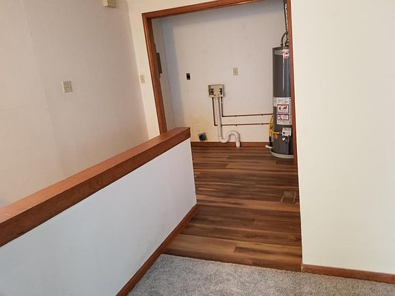 2nd image of 813 1/2 8th St