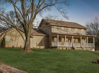 205 Bluegrass Cir, Lebanon, TN 37090