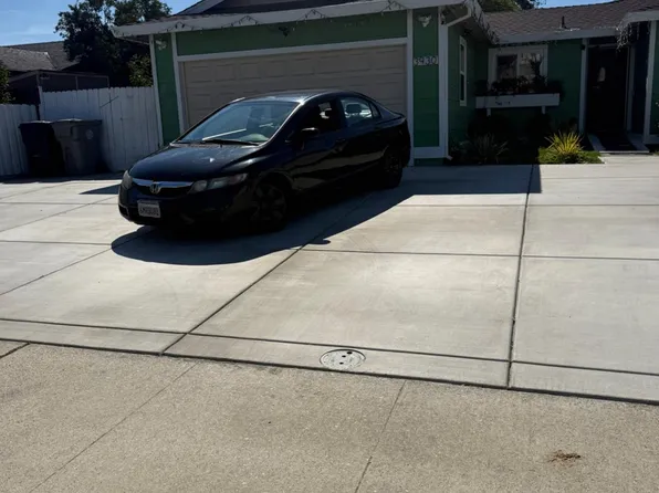 3930 Shining Star Dr, Sacramento, CA 95823