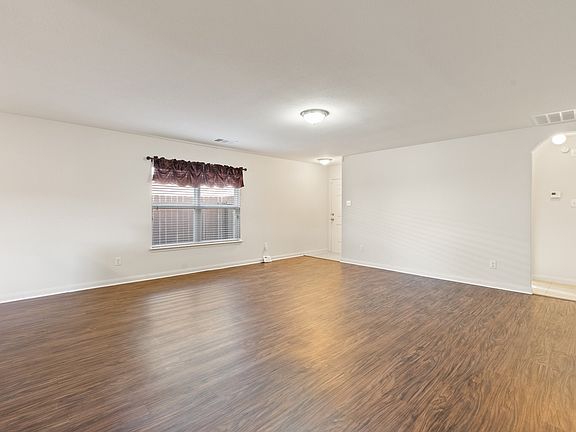 5th image of 4801 Cedar Springs Dr