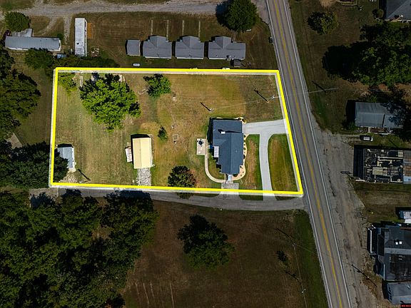 2nd image of 21 Mildred Ln