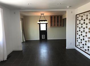 1032 Atrisco Dr NW, Albuquerque, NM 87105