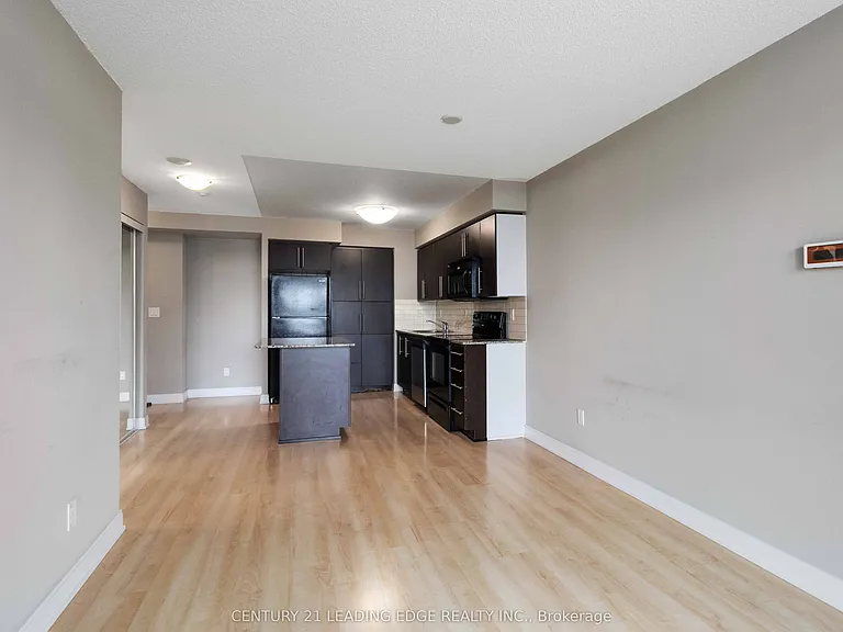 330 Burnhamthorpe Rd W #806 — Photo 14