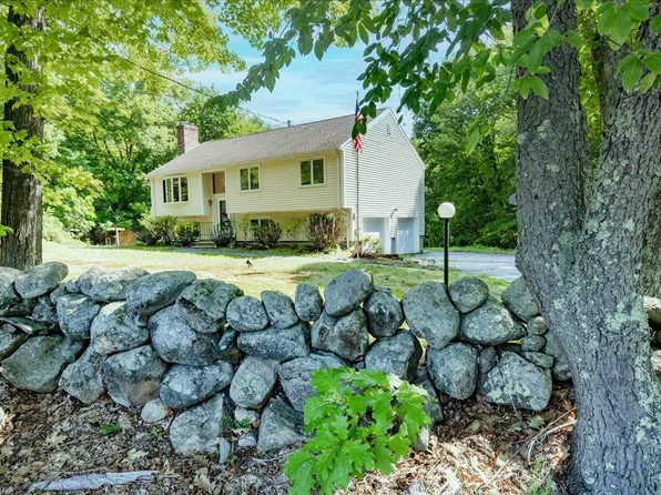 69 Peaslee Road, Merrimack, NH 03054