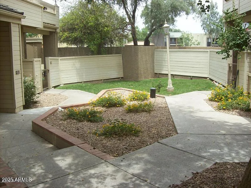 Photo 2 of 6 - 2035 S Elm St #208 - Tempe, AZ Building Photo - 2035 S Elm St #208