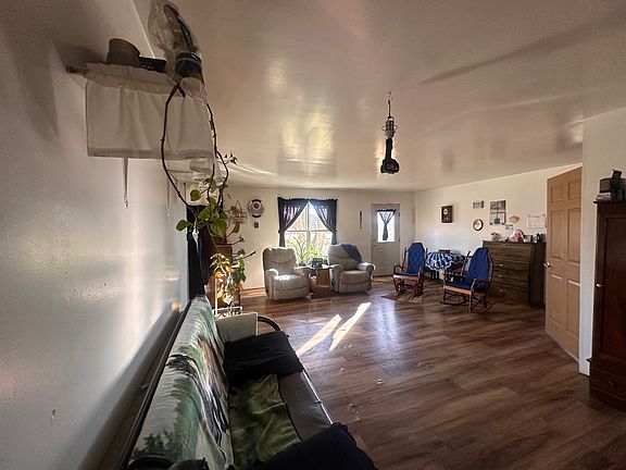 5th image of 683 E Nobob Rd