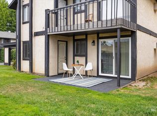 7048 W Colehaven Ln, Boise, ID 83704