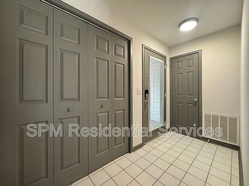2 bed, 2.0 bath, 1135 sqft, $1,975 — Photo 3