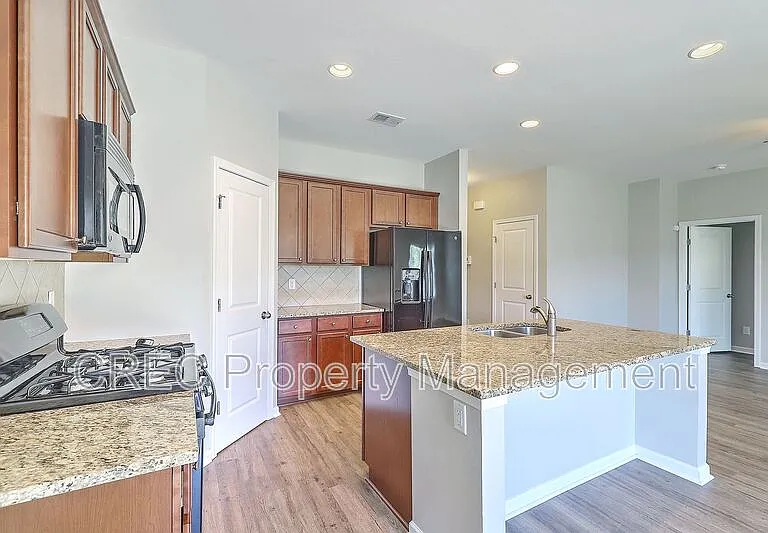 9657 Spencer Woods Rd — Photo 11