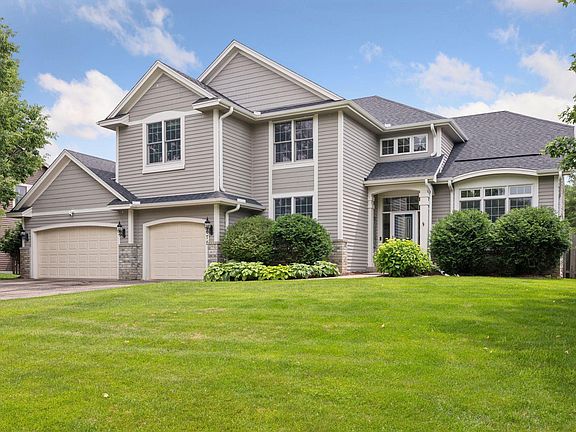 3rd image of 5675 Marsh Pointe Dr