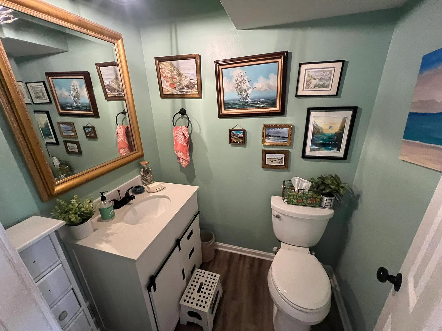 4 bed, 2000 sqft, $4,000 — Photo 3
