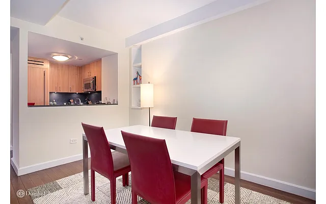 Sold by Douglas Elliman | media 14