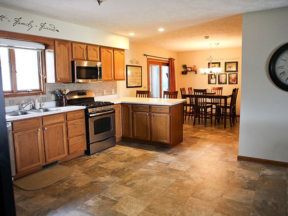 Large, open, eat in kitchen