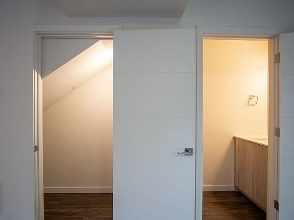 5th image of 6833 N Montana Ave #6