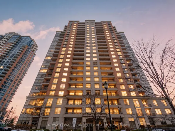 5233 Dundas St W #1727, Toronto, ON M9B 6M1