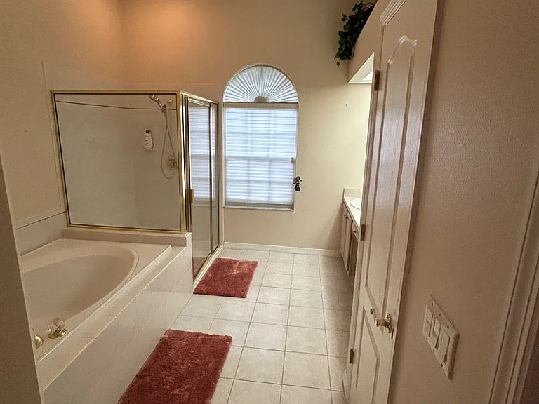 702 Brooker Ridge Ct — Photo 9